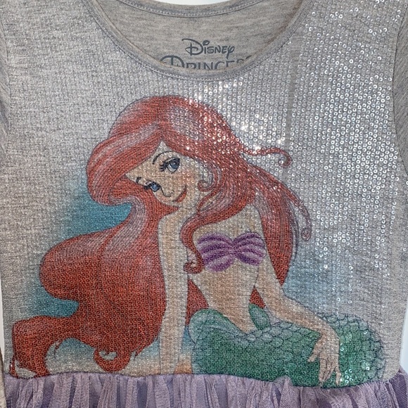 Dresses - Picture 3 of 7